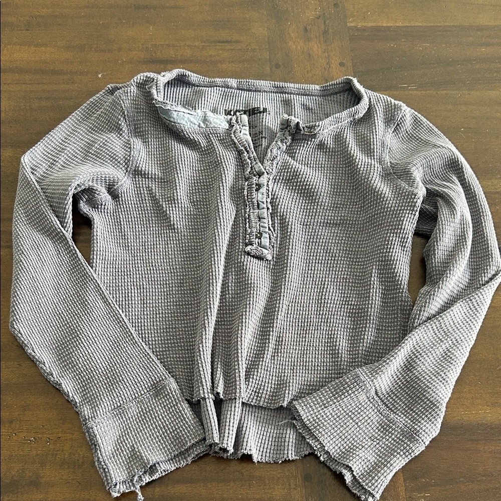 Katie J NYC Waffle Knit Long Sleeve Henley Top - Light Gray/purple